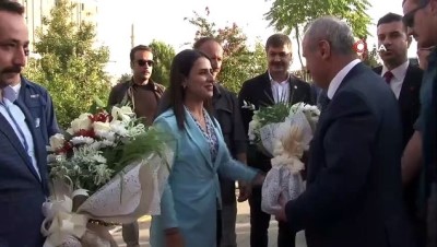 feraset -  Bakan Turhan Mardin'de partililerle bir araya geldi Videosu