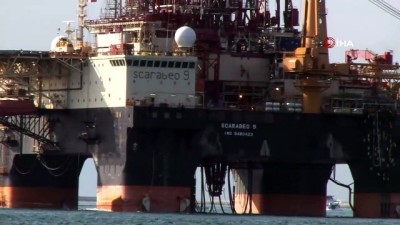 petrol arama -  Dev petrol arama platformu 'Scarabeo 9' İstanbul Boğazı'ndan geçiyor  Videosu