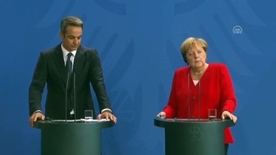 Merkel-Miçotakis ortak basın toplantısı - BERLİN