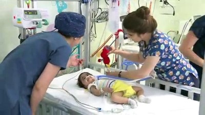 yogun bakim unitesi - 3 aylık Suriyeli kimsesiz bebek hastanede büyüdü - ANKARA  Videosu