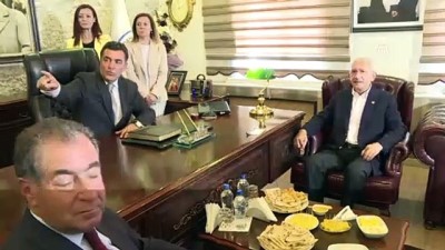Kılıçdaroğlu, Ardahan Belediyesi’ni ziyaret etti 