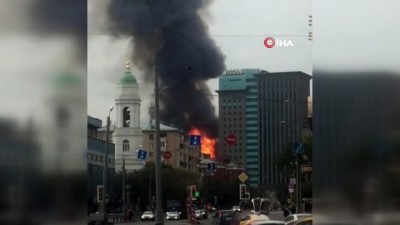  - Rusya’da 4 Katlı Binada Yangın 