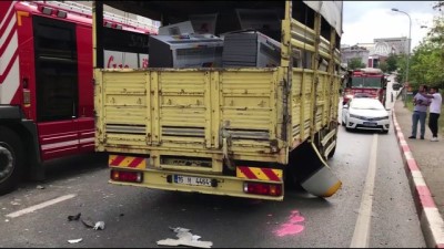 Sultanbeyli'de trafik kazası: 2 yaralı - İSTANBUL