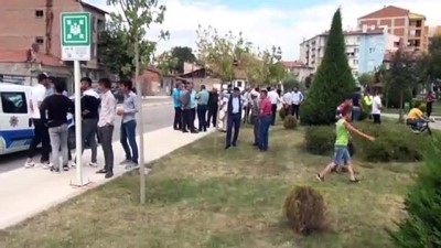 yogun bakim unitesi - Çorum'da silahlı saldırı: 5 yaralı Videosu