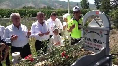  Makam aracı şehit oğlunun sünneti için süslendi 