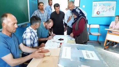 adli sicil kaydi -  Suvarlı'daki seçim yenileme kararının ardından Adıyaman tarihinde ilk kez bir kadın belediye başkan adayı oldu  Videosu