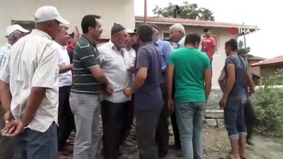 uzunlu -  İki köy arasında asfalt krizi  Videosu
