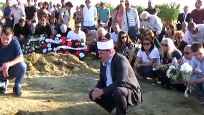 haber kanali -  - Kosova savaşını dünyaya duyuran gazeteci Rushiti, toprağa verildi Videosu