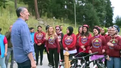 paintball - Milli Eğitim Bakanı Selçuk gençlik kampında öğrencilerle buluştu - BOLU Videosu