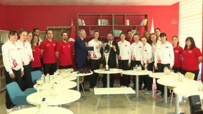 olimpiyat - 'Fabrika Voleybol' çalışıyor - ANKARA  Videosu