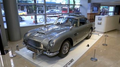acik artirma - James Bond'un efsanevi Aston Martin marka aracı açık artırmaya gidiyor Videosu