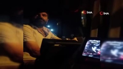 belediye otobusu -  Otobüs şoförü ile yolcuların tartışması kamerada  Videosu