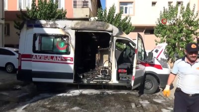 oksijen tupu -  Park halindeki ambulans alev alev böyle yandı Videosu