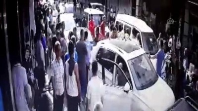 luna park - Polisle sürücüler arasında hatalı park arbedesi yaşandı - ADANA Videosu