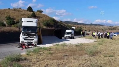 motosiklet surucusu - Tırın çarptığı motosiklet sürücüsü hayatını kaybetti - KASTAMONU Videosu