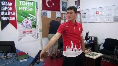 olimpiyat sampiyonu - Babasının tavsiyesiyle atıcılığa başladı, şimdi rekorları alt üst ediyor  Videosu