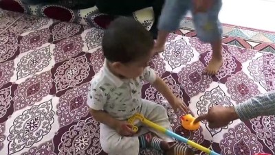 tedavi sureci - Eymen bebek çektiği acıdan kurtulacak - VAN  Videosu