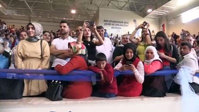 bebek katili - Polis adaylarının mezuniyet heyecanı - ERZİNCAN Videosu