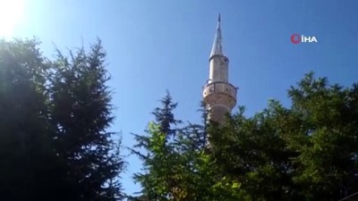  Depremde caminin minaresi kaydı