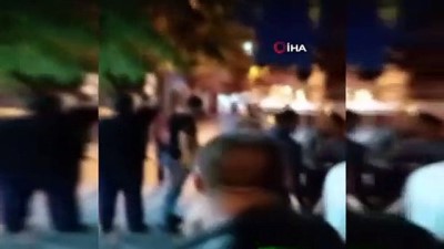 jandarma komutanligi -  Mevsimlik işçiler arasında kavga çıktı, bölgeye komando ekibi sevk edildi  Videosu