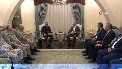  - Milli Savunma Bakanı Akar: “Kıbrıs bizim için çok önemli, hayati bir konu”
- Milli Savunma Bakanı Akar KKTC Cumhurbaşkanı Akıncı ile görüştü