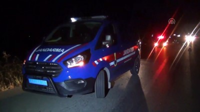 bebek - Otomobil devrildi: 5 yaralı - KONYA  Videosu