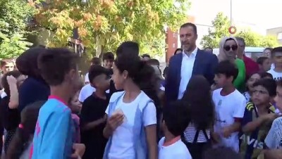  Silivri'de 22 bin çocuğa bayramlık 