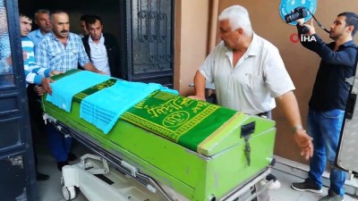  Bıçaklı saldırıda ölen gencin cenazesi ailesine teslim edildi 