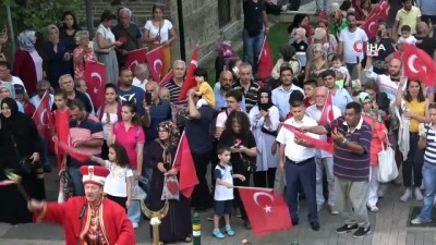  Bursa'nın düşman işgalinden kurtuluşunun 97. yıl dönümü kutlamaları başladı