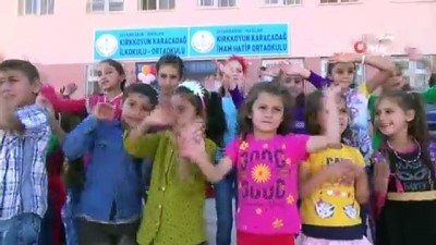 farkindalik -  Diyarbakır’da köy okulu şenlik havasında eğitime başladı  Videosu