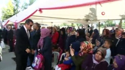 ozel okullar -  Erzurum’da ders zilini Vali Memiş çaldı, 150 bin öğrenci ders başı yaptı  Videosu