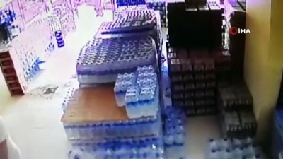  Servis sürücüsünün darp edilme anı kamerada