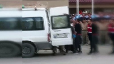  Bitlis’te minibüs şarampole yuvarlandı: 8 ölü, 5 yaralı 