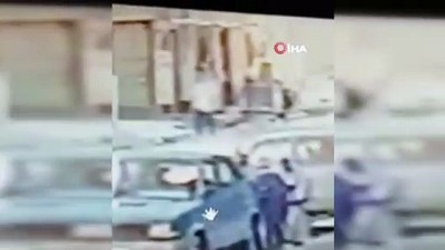 yolcu minibus -  - Mısır'da yolcu otobüsü köprüden düştü: 10 ölü Videosu