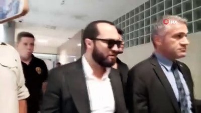  Şarkıcı Berkay adliyeye geldi 