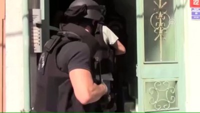 teror orgutu - Şehit eşlerine hakaret eden şüpheliye gözaltı - İSTANBUL Videosu