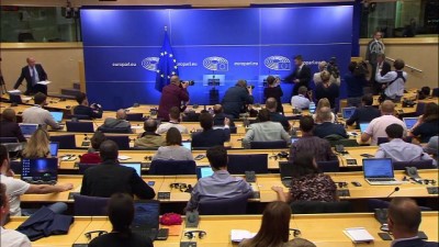 erken secim - Avrupa Parlamentosu'ndan Brexit'te 'tedbir maddesi' açıklaması - BRÜKSEL  Videosu
