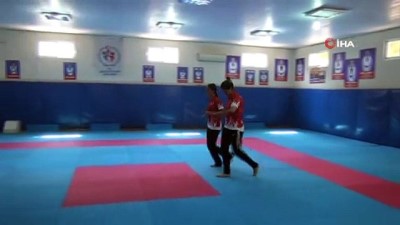 dunya sampiyonasi -  Şampiyon tekvandocu kızların hedefi dünya şampiyonluğu  Videosu