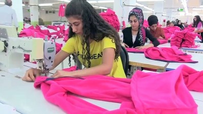 kalifiye eleman - Siirt'te kurulan tekstil atölyesi 200 işçi alacak Videosu