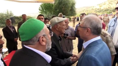 bassagligi - Babasıyla aynı kaderi paylaşan şehit güvenlik korucusu toprağa verildi - MARDİN Videosu