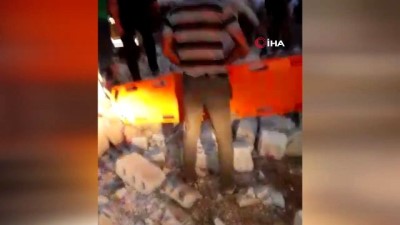 sivil savunma -  Çobanbey'de hastane yakınında bomba yüklü araç patladı: 12 ölü Videosu