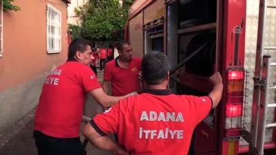 silahli saldiri - 3 kişiyi öldüren zanlının evi kundaklandı - ADANA  Videosu