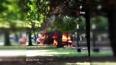  Antalya’da belediye işçilerini taşıyan kamyonet alev alev yandı