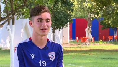 ingiltere - Ligin en genci golünü de attı - İZMİR  Videosu