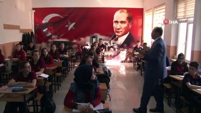 ogretmenlik -  Profesörler tarihi Erzincan Lisesinde ders veriyor  Videosu
