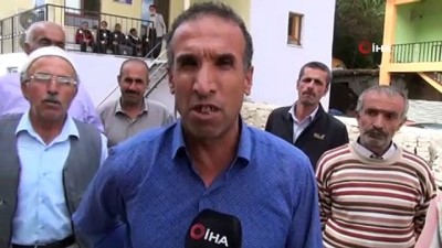 elektrik faturasi -  Telefonla konuşmak için yüksek tepelere çıkıyorlar  Videosu