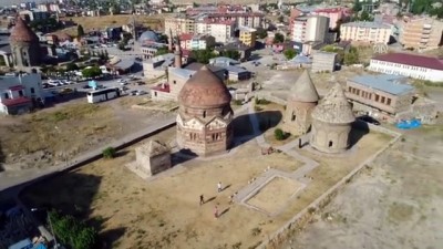 kumbet - Türk tarihinin paha biçilmez hazineleri: Kümbet ve türbeler - ERZURUM  Videosu