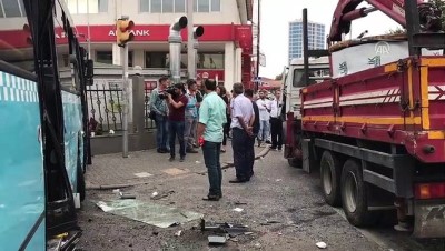 halk otobusu - Ümraniye'de trafik kazası - İSTANBUL  Videosu