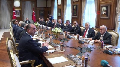  Cumhurbaşkanı Erdoğan, TFF Yönetim Kurulu'nu kabul etti