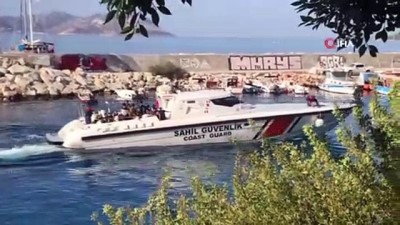 sahil guvenlik -  Şişme botla ölüm yolculuğuna çıkan göçmenler Sahil Güvenlik tarafından kurtarıldı  Videosu